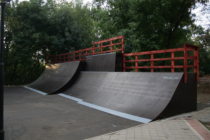 Универсальный скейт-парк в ст.Северская, Краснодарский край