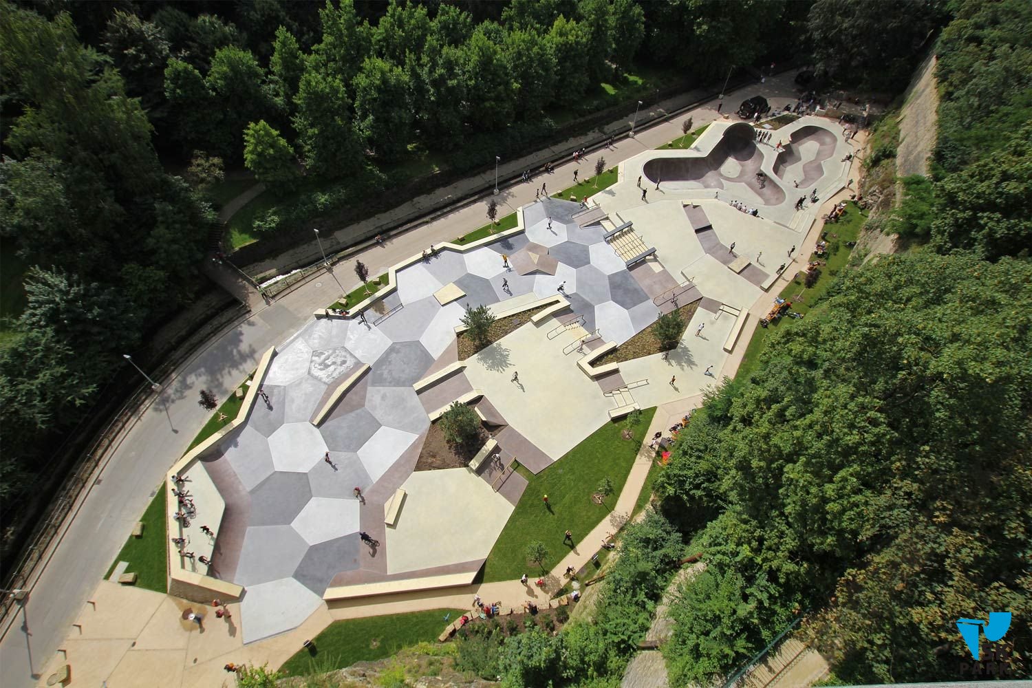 Типы скейт-парков и какими они бывают. Какой экстрим парк построить?