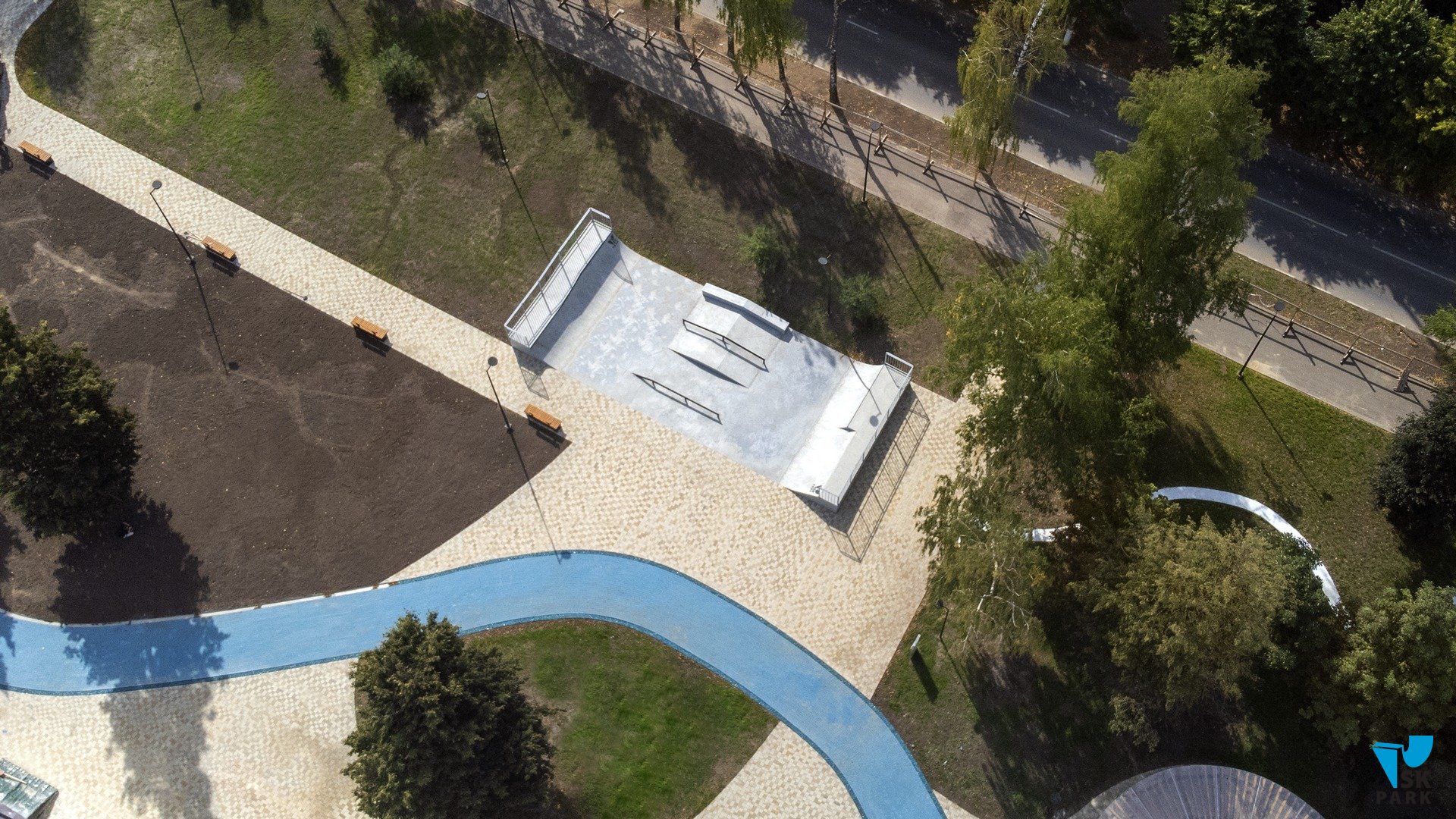 Новый бетонный скейт-парк в г. Алексине